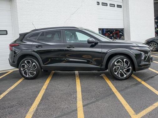 2025 Chevrolet Trax FWD 2RS