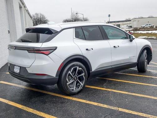 2026 Chevrolet Equinox EV LT