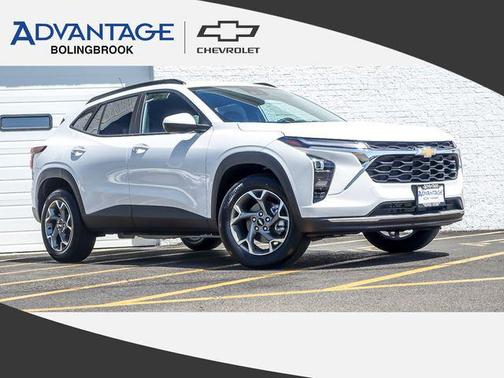 Summit White 2026 Chevrolet Trax LT