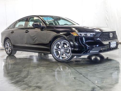 Platinum White Pearl 2024 Honda Accord EX