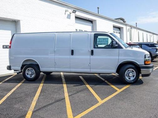 2025 Chevrolet Express 2500 RWD 2500 Extended Wheelbase WT