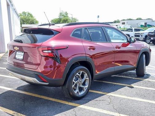 2025 Chevrolet Trax LT