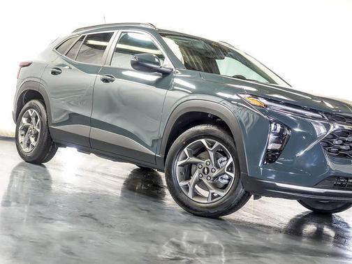 Cypress Gray 2026 Chevrolet Trax LT