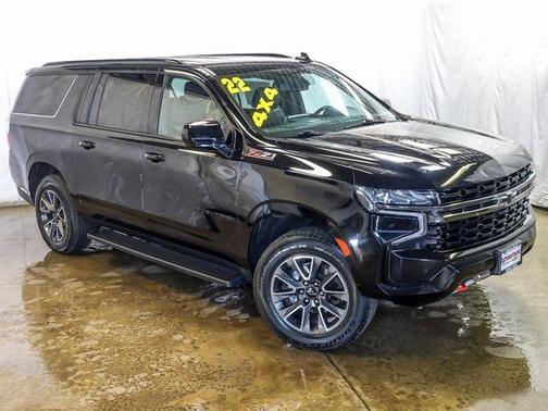 2022 Chevrolet Suburban 4WD Z71