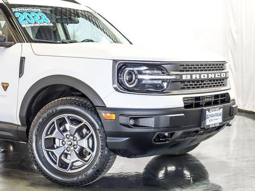 OXFORD WHITE 2023 Ford Bronco Sport Badlands