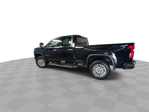 2022 Chevrolet Silverado 2500 High Country