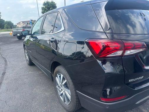 Mosaic Black Metallic 2023 Chevrolet Equinox 1LT