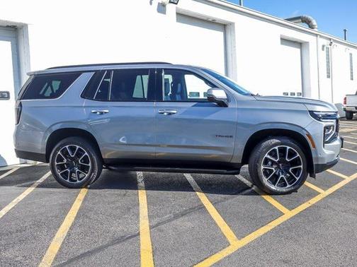 2026 Chevrolet Tahoe 4WD RST