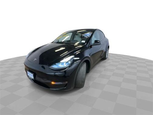 2023 Tesla Model Y Long Range Dual Motor All-Wheel Drive