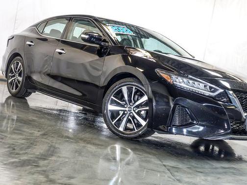 Super Black 2023 Nissan Maxima SV Xtronic CVT