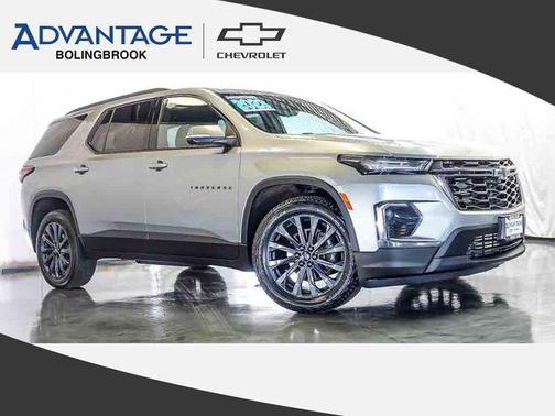 Sterling Gray Metallic 2023 Chevrolet Traverse RS