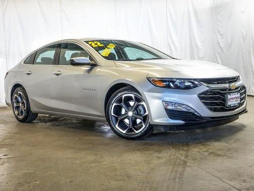 2022 Chevrolet Malibu FWD LT