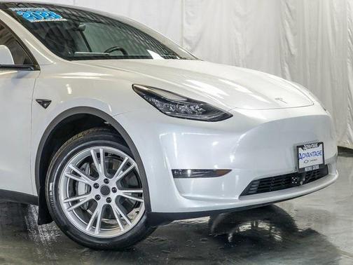 2023 Tesla Model Y Long Range Dual Motor All-Wheel Drive