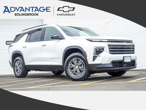 Summit White 2026 Chevrolet Traverse LT