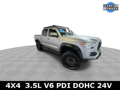 2022 Toyota Tacoma SR