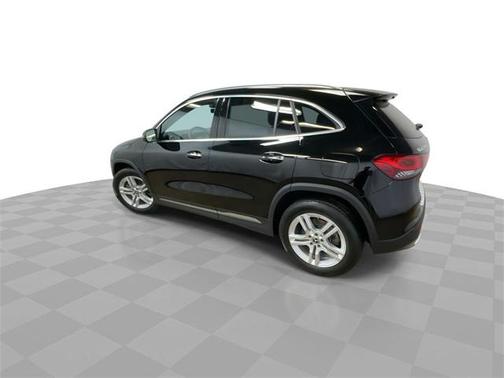 2021 Mercedes-Benz GLA 250 Base 4MATIC