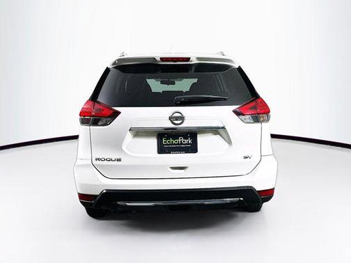 Glacier White 2017 Nissan Rogue SV