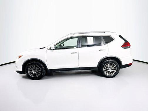Glacier White 2017 Nissan Rogue SV