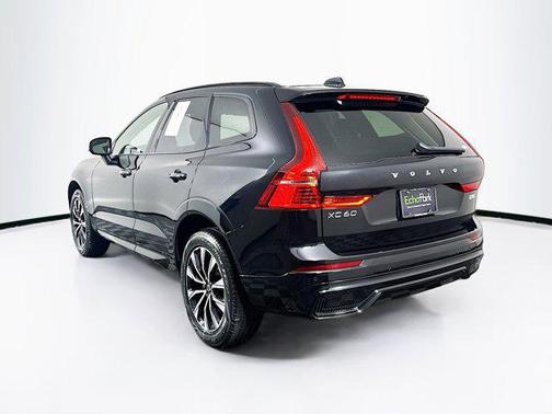 2025 Volvo XC60 Plus