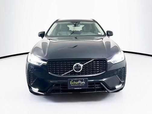 2025 Volvo XC60 Plus