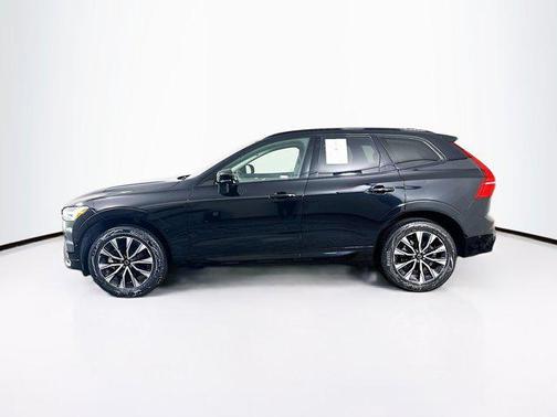 2025 Volvo XC60 Plus