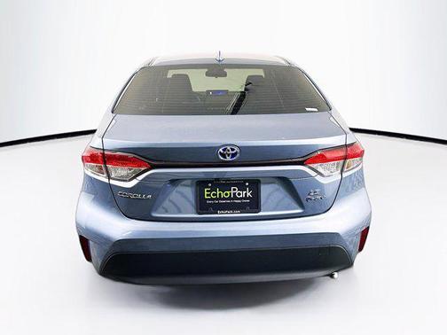 2025 Toyota Corolla Hybrid LE