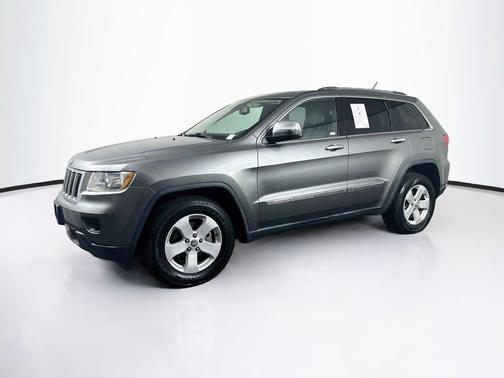 Mineral Gray Metallic 2013 Jeep Grand Cherokee Laredo