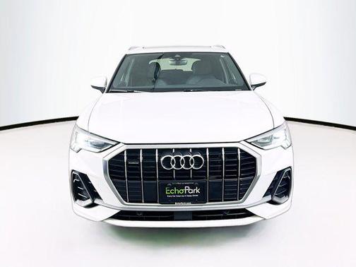 2023 Audi Q3 S line Premium