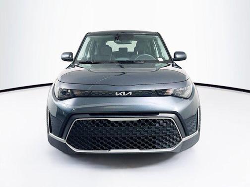 Gravity Gray 2025 Kia Soul LX