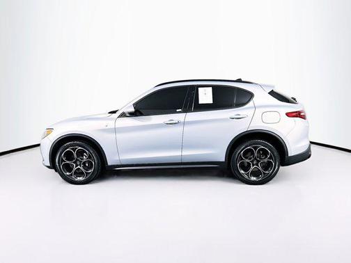 2022 Alfa Romeo Stelvio Ti