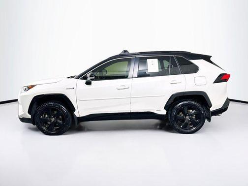 2020 Toyota RAV4 Hybrid SE