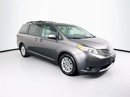 Gray 2016 Toyota Sienna XLE