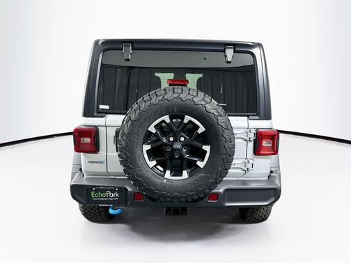 Silver Zynith Clearcoat 2024 Jeep Wrangler 4xe Rubicon