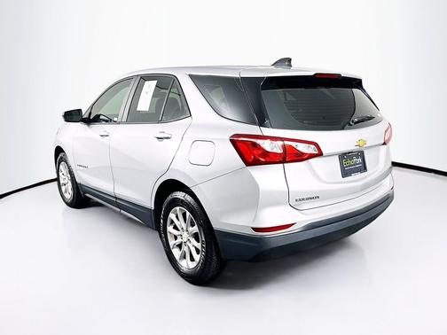 Silver Ice Metallic 2020 Chevrolet Equinox LS