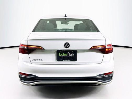Pure White 2024 Volkswagen Jetta 1.4T S