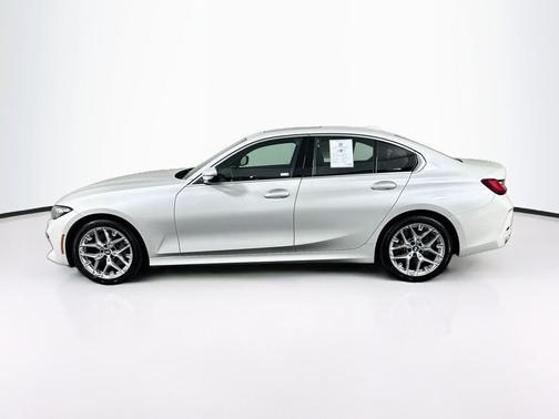 Black Sapphire Metallic 2025 BMW 330 i