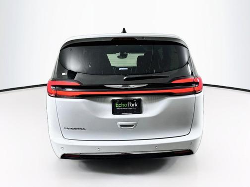 Bright White Clearcoat 2024 Chrysler Pacifica Touring L