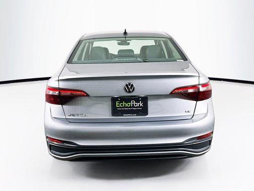 2024 Volkswagen Jetta 1.4T SE