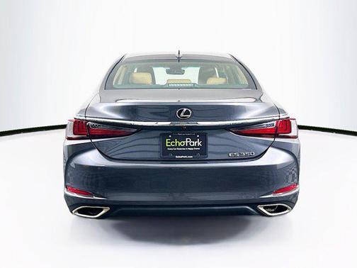 2022 Lexus ES 350 Base