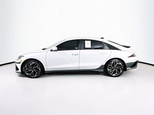 2024 Hyundai IONIQ 6 SEL