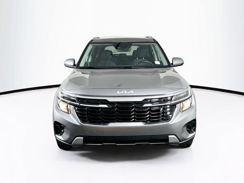 Steel Gray 2025 Kia Seltos S
