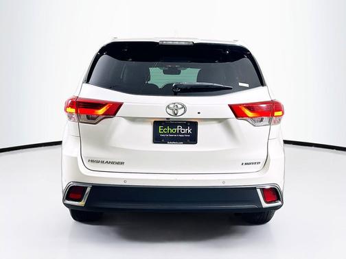 Blizzard Pearl 2018 Toyota Highlander Limited