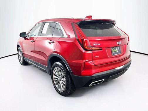 2024 Cadillac XT4 Premium Luxury