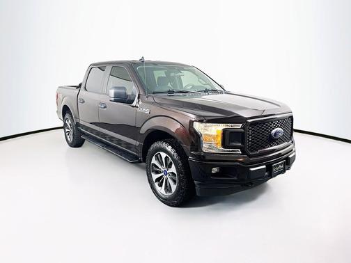 Magma Red Metallic 2020 Ford F-150 XL
