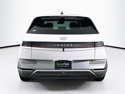 Atlas White 2024 Hyundai IONIQ 5 Limited