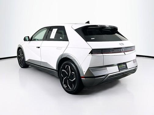Atlas White 2024 Hyundai IONIQ 5 Limited