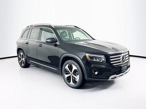 Night Black 2025 Mercedes-Benz GLB 250 4MATIC