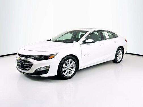 Summit White 2024 Chevrolet Malibu LT