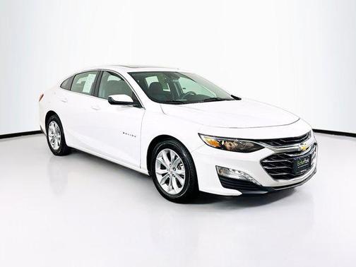 Summit White 2024 Chevrolet Malibu LT
