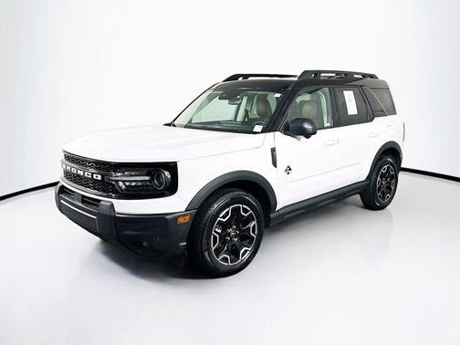Oxford White 2025 Ford Bronco Sport Outer Banks